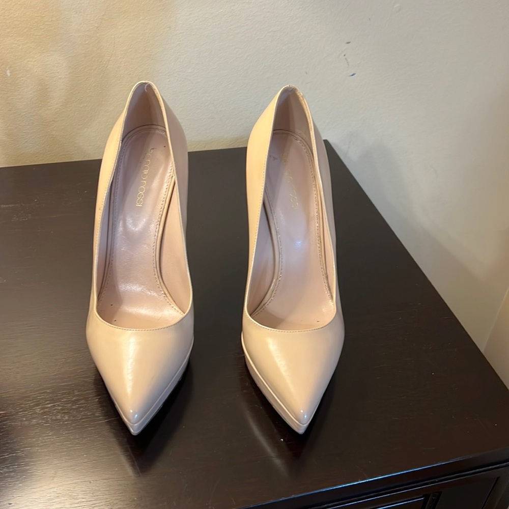 Sergio Rossi nude stilleto pumps